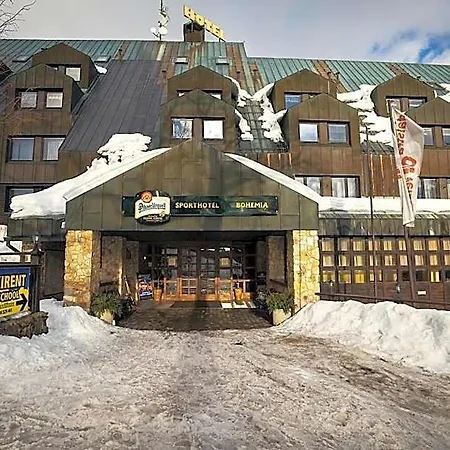 Bohemia 3*